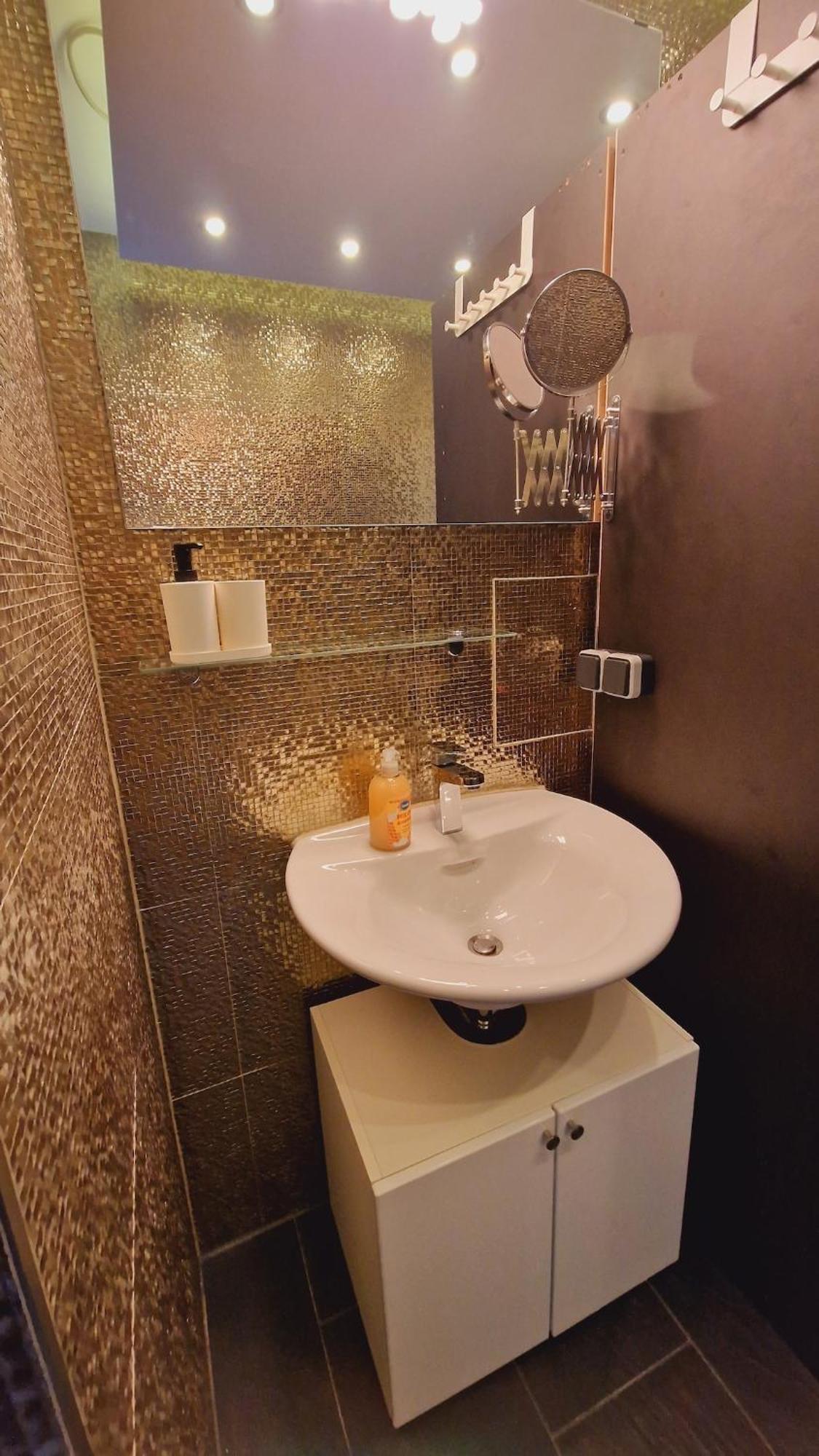 Kreuzberg 1-4 Guest Bedroom Kitchen Bathroom Cinema *
