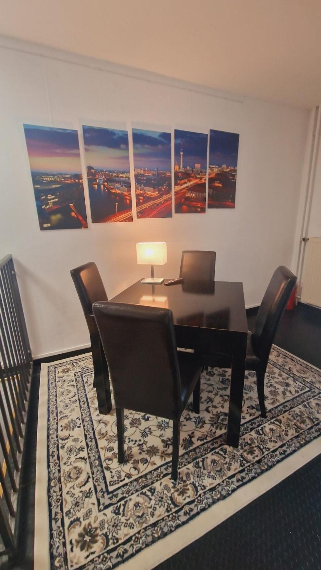 Kreuzberg 1-4 Guest Bedroom Kitchen Bathroom Cinema * Berlim